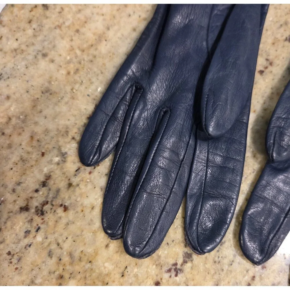 Vintage Womens Size S 6.5 Blue Leather Lined Gloves Saks 5th Ave